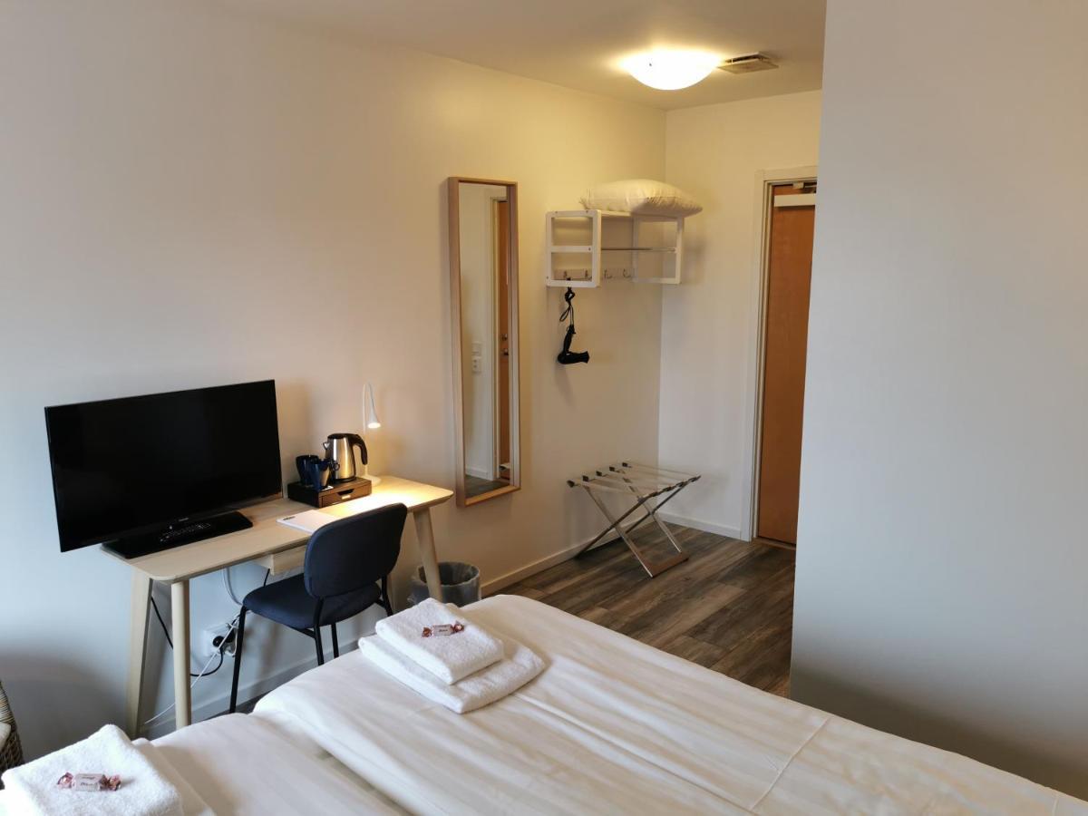 Kils Hotell & Restaurang エクステリア 写真